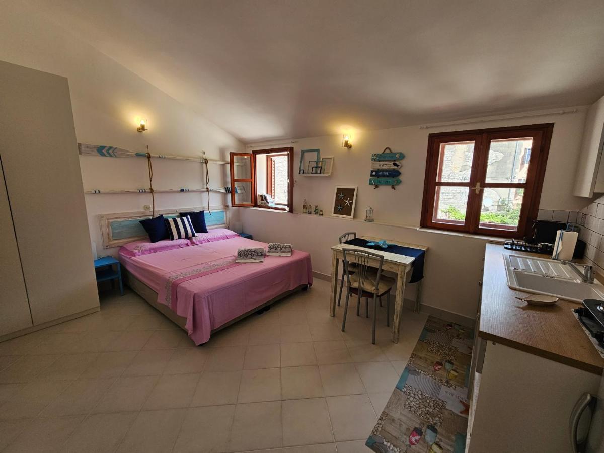 Studio Mare Fuori With Terrace Rovinj Exteriör bild