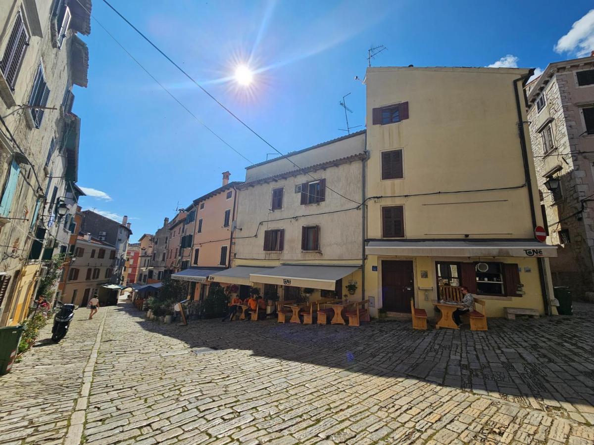 Studio Mare Fuori With Terrace Rovinj Exteriör bild